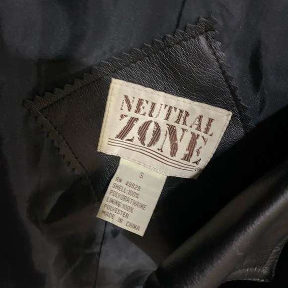 Black FUX Leather Jacket with Zipper Details- womens Small - Picture 2 of 4